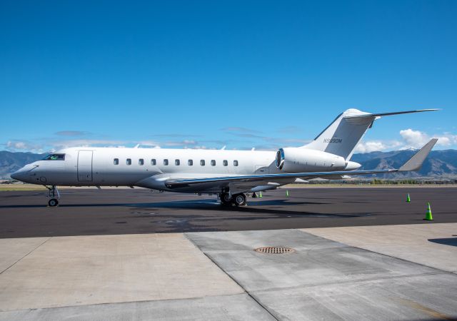 Bombardier Global 5000 (N989DM) - Nice Global 5000 at BZN