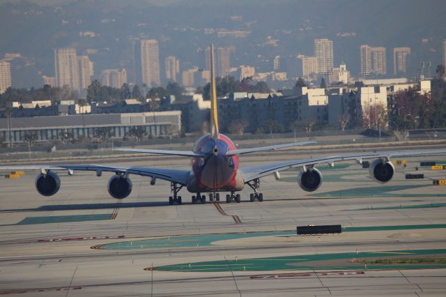 Airbus A380-800 (HL7626)
