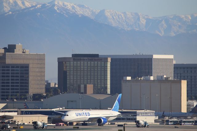 Boeing 787-9 Dreamliner (N29984)