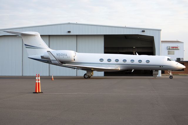 Gulfstream Aerospace Gulfstream V (N50HA) - This was a loaner aircraft to Dillard's, March 2013. It held the company over until they received their brand-new G650 that year. 