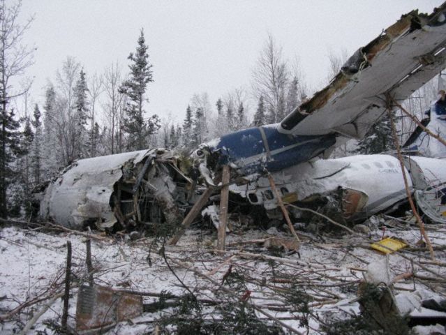 Beechcraft 19 Sport (C-GWEA) - C-GWEA ATR 42-320 West Wind Aviation Accident après décollage de laéroport de CZFD Fond du Lac Saskatchewan CA vers laéroport de Stony Rapids CYFS Saskatchewan CA. le 13 décembre 2017 à 18:15 22 passagers plus 3 membres déquipage pas de fatalité lavion est une perte totale. 