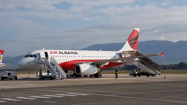 Airbus A319 (ZA-BEL)