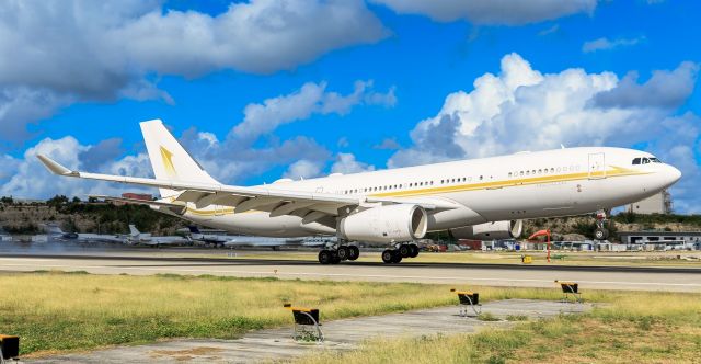 Airbus A330-200 (HZ-SKY2) - Royal Saudi Private charter HZ-SKY2 Airbus A330 landing at TNCM St Maarten on boxing day 2018.