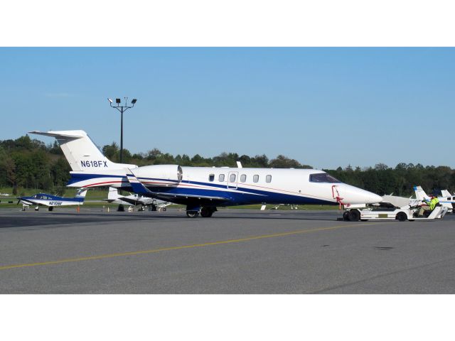 Learjet 40 (N618FX) - MILLION AIR offers a great service on the KHPN airport!