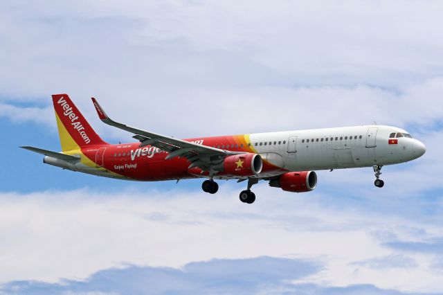 Airbus A321 (VN-A635)