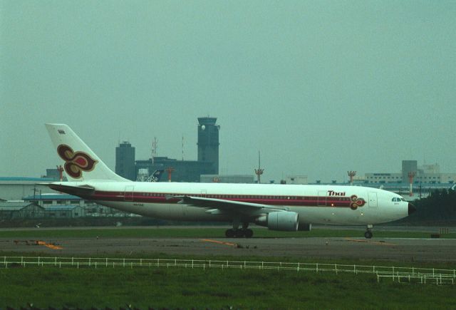 Airbus A300F4-600 (HS-TAD) - Departure at Narita Intl Airport Rwy16 on 1987/07/18