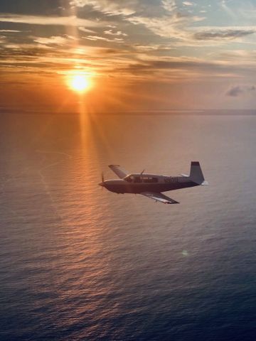 Mooney M-20 (N9171Z) - Heading back to New Bight after snorkel trip to Governor's Harbour