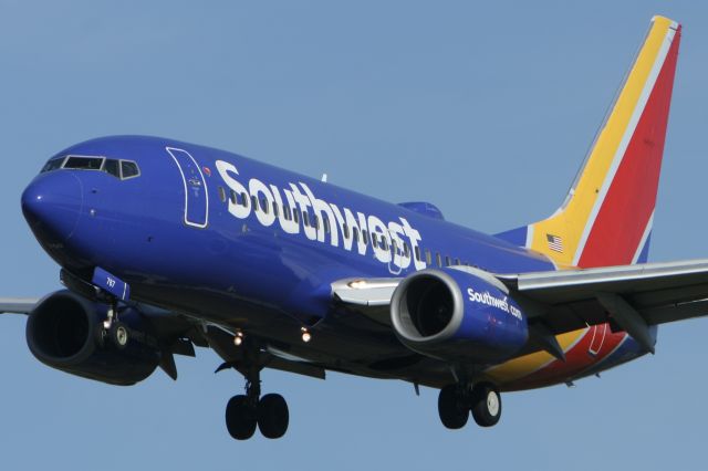 Boeing 737-700 (N767SW) - May 1, 2021 - approached BWI, from Manchester, NH