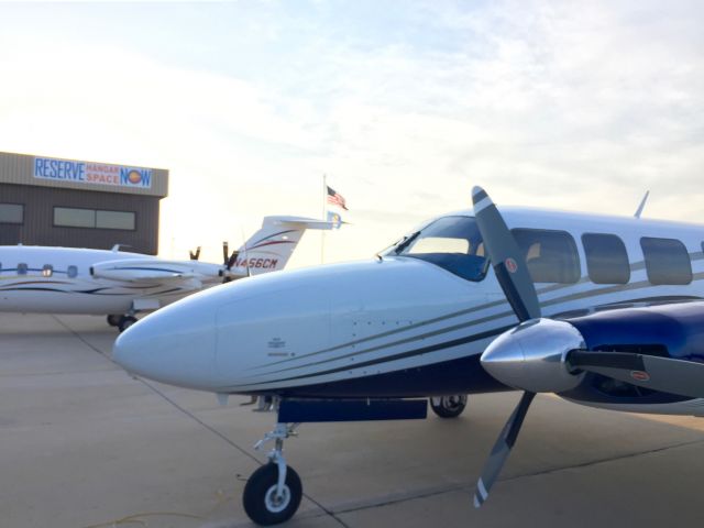 Piper Navajo (N350KC) - I fly both of these!