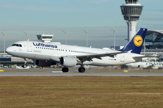 Airbus A320 (D-AIZD) - Airbus A320-214, Lufthansa, D-AIZD, EDDM, München-Franz Josef Strauss Airport, 24.Jan.2018