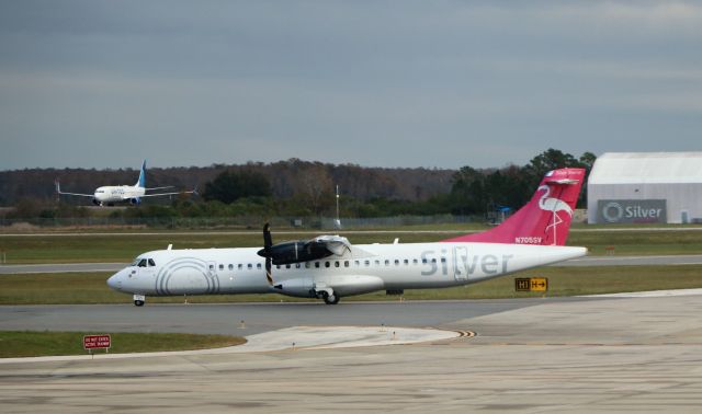 Aerospatiale ATR-72-600 (N705SV) - 12/23/22 taxiing in to the gate