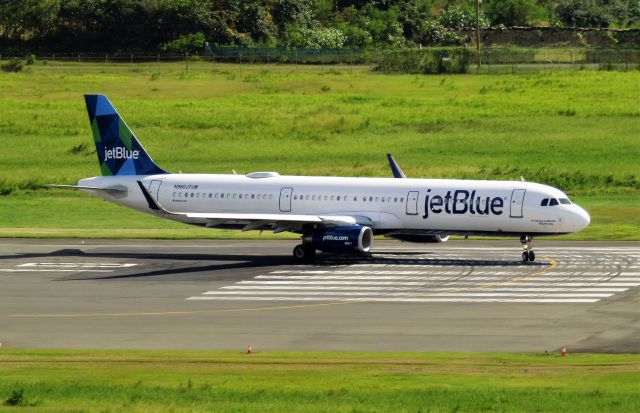 Airbus A321 (N980JT)