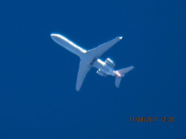 Canadair Regional Jet CRJ-700 (N756SK)