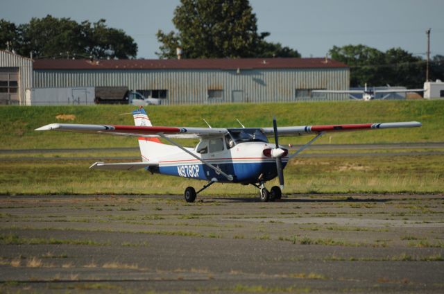 Cessna Skyhawk (N978CP)