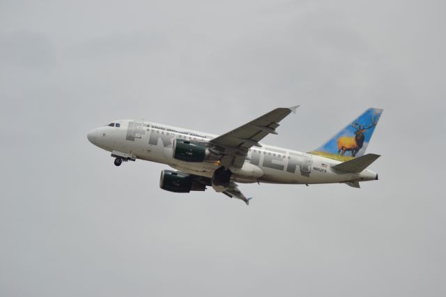 Airbus A318 (N802FR) - N802FR departing KFSD from Runway 33.