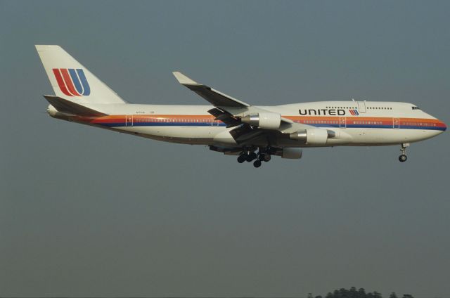 Boeing 747-400 (N177UA) - Short Final at Narita Intl Airport Rwy16 on 1991/03/06