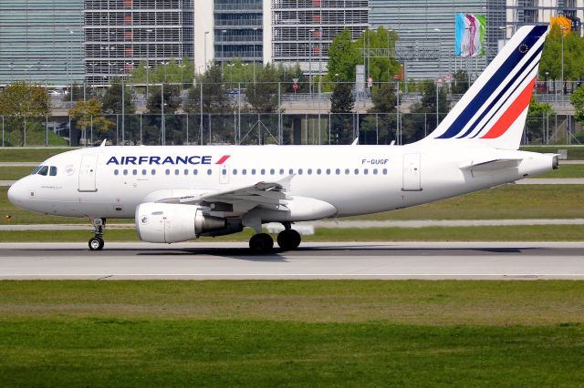 Airbus A318 (F-GUGF)