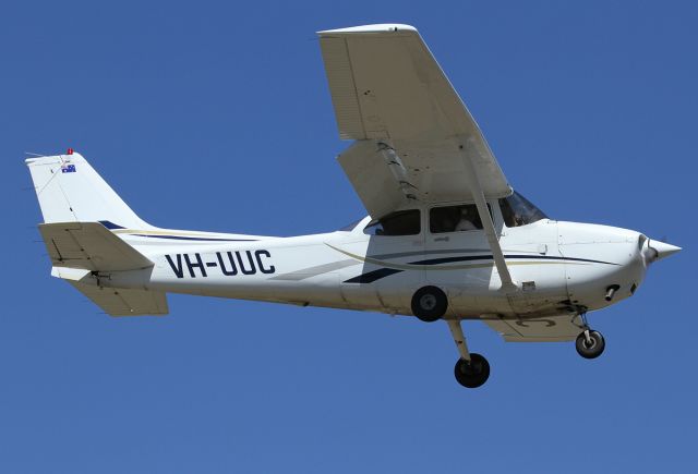 Cessna Skyhawk (VH-UUC)