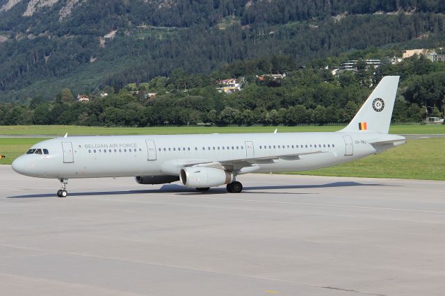 Airbus A321 (CS-TRJ)