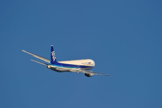 BOEING 767-300 (JA8342)