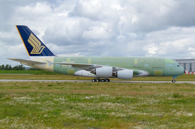 Airbus A380-800 (F-WWSJ) - Will be registered as 9V-SKV after the delivery to Singapore Airlines