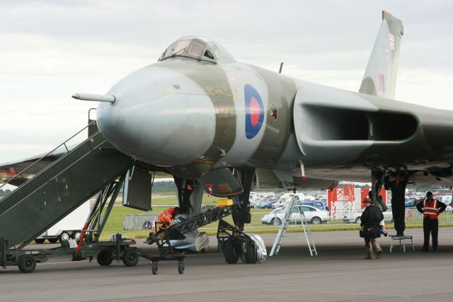 XH558 —