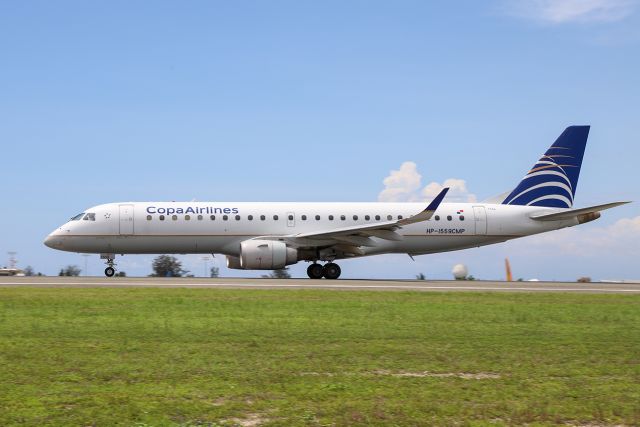 Embraer ERJ-190 (HP-1559CMP)