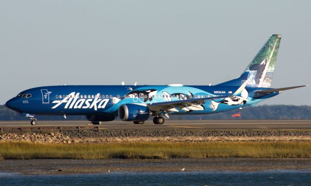 Boeing 737 MAX 9 (N932AK)