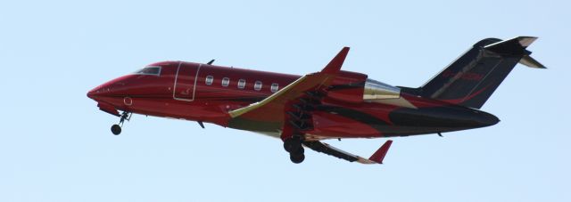 Canadair Challenger (G-LCDH) - Lewis Hamilton plane taking off from Montréal, Québec. After the Formula 1 Race.