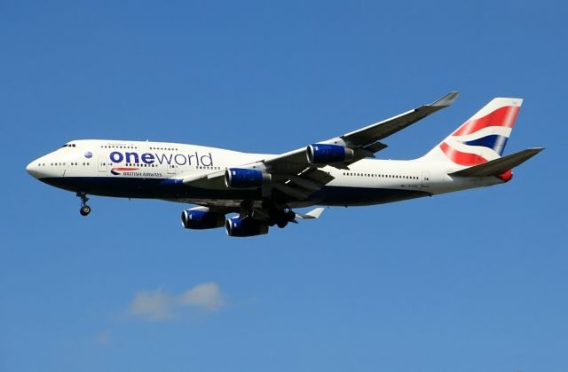 Boeing 747-400 (G-CIVC)