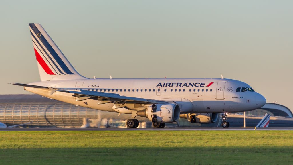 Airbus A318 (F-GUGR)