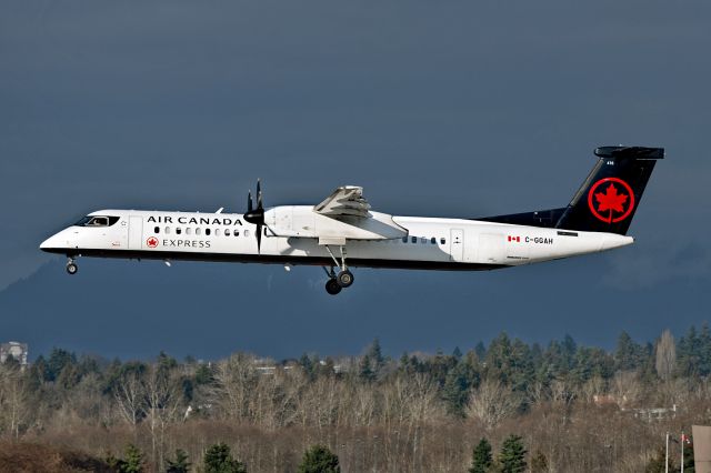 de Havilland Dash 8-400 (C-GGAH)