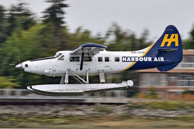 De Havilland Canada DHC-3 Otter (C-GLCP)