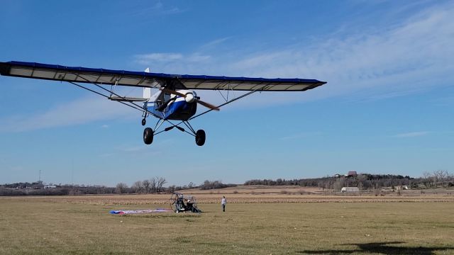 Cessna Skyhawk (N168RC) - Ran's S4 Coyote Ibr /Field of Dreams