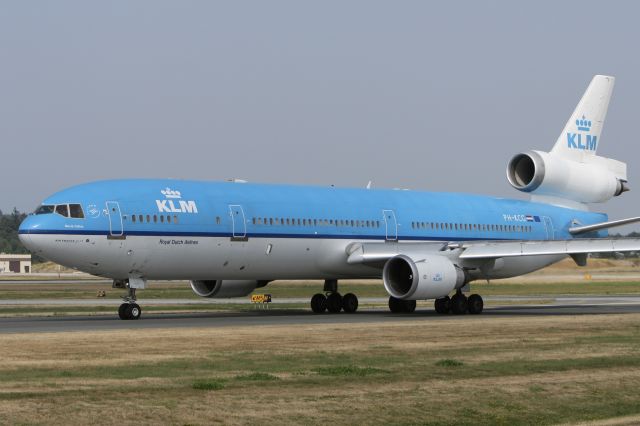 Boeing MD-11 (PH-KCG) - August 5, 2009 - arrived Vancouver, taxied toward terminal 