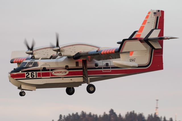 Canadair CL-415 SuperScooper (N392AC)