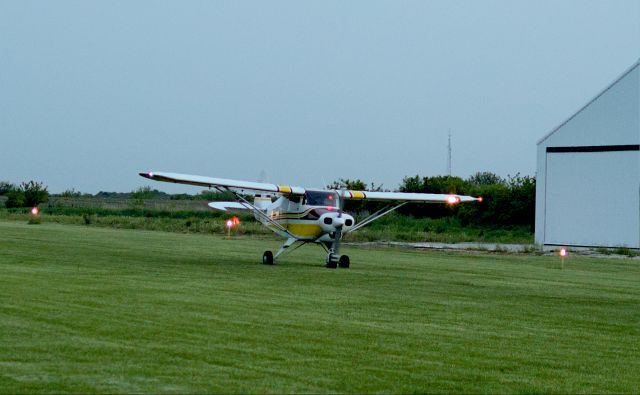 Piper PA-22 Tri-Pacer (N7003B)