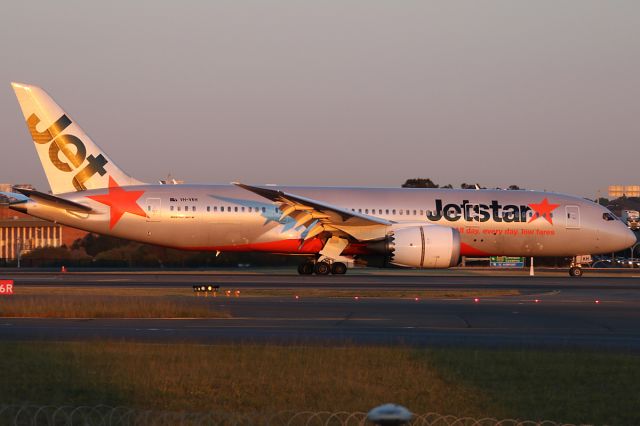 Boeing 787-8 (VH-VKH) - on 13 August 2019