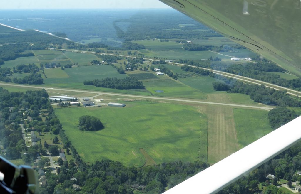 — — - C20 Andrews University Airpark looking south west