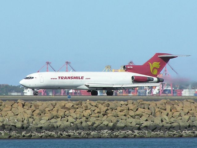 Boeing 727-100 (9M-TGK) - This 727 Freighter to see her come & go was the best part of spotting for the day? now just a memory. Photo taken on 09/04/2005 at Sydney Australia.
