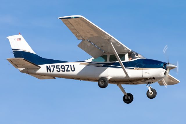 Cessna Skylane (N759ZU)