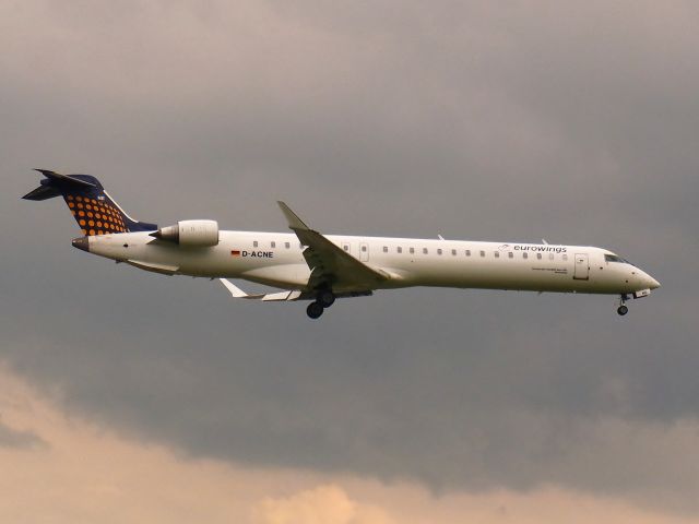 Canadair Regional Jet CRJ-900 (D-ACNE)