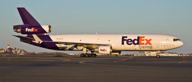 Boeing MD-11 (N605FE) - The World on Time with WINGLETS !!!