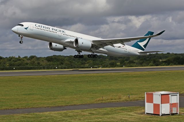 Airbus A350-900 (B-LRR) - B-LRR on her first visit to Manchester departs to Hong Kong as CPA358.