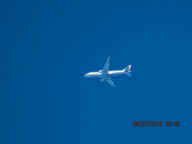 Embraer 175 (N226NN)