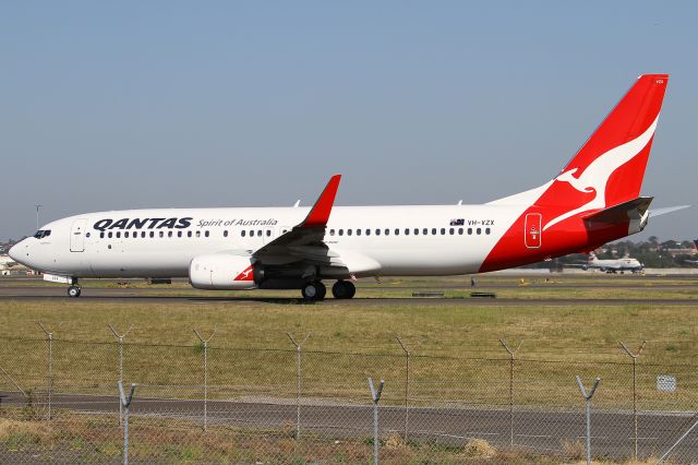 Boeing 737-800 (VH-VZX)