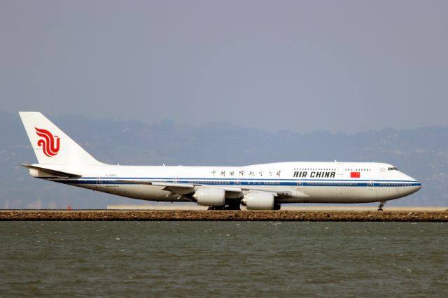 BOEING 747-8 (B-2485)