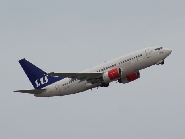 BOEING 737-600 (LN-TUD)