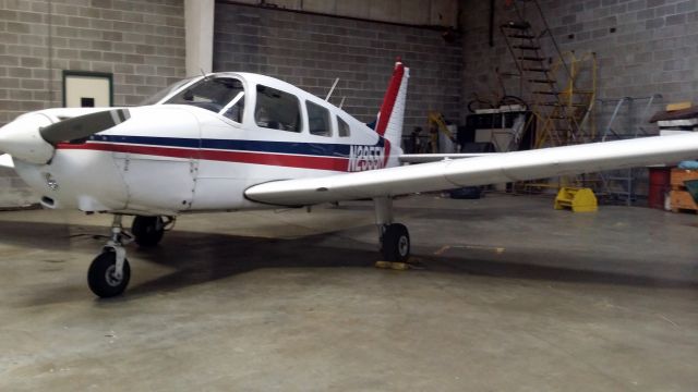 Piper Cherokee (N2955M)