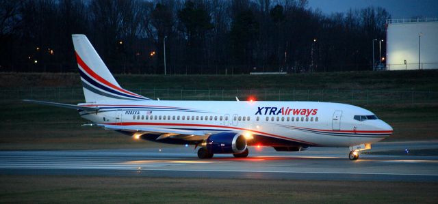 BOEING 737-400 (N285XA) - TAKEN MARCH 5, 2017